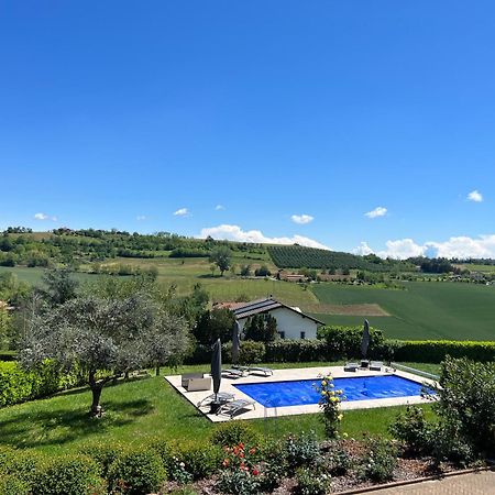 Bed and Breakfast Cascina Il Volo Moncalvo Exterior foto