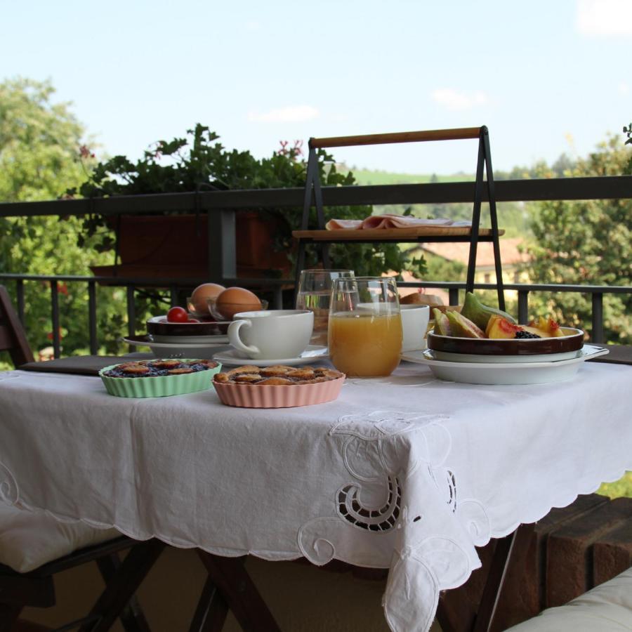 Bed and Breakfast Cascina Il Volo Moncalvo Exterior foto